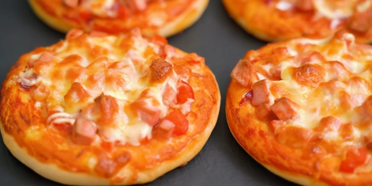 Mini pizza de casă