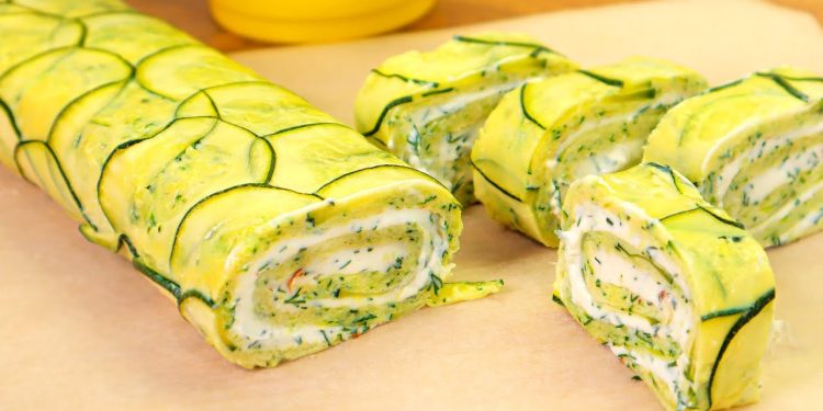 Ruladă aperitiv cu dovlecei și cremă de ricotta