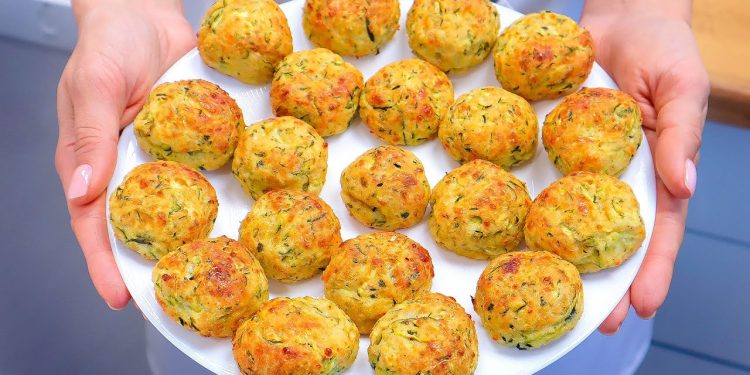 Chifteluțe la cuptor din dovlecei, ricotta și parmezan